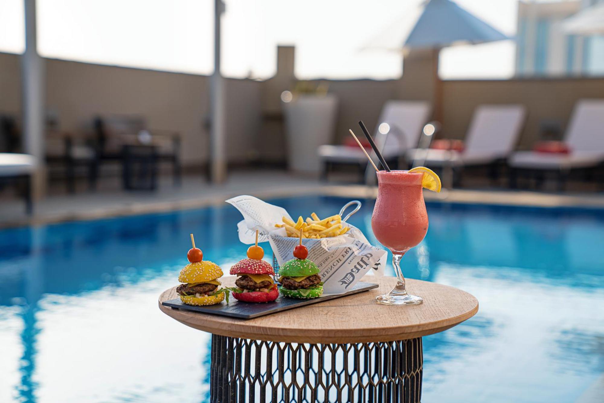 Hotel Centro Al Manhal By Rotana Abu Dabi Exterior foto
